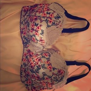 32DD VS DEMI LINED BRA